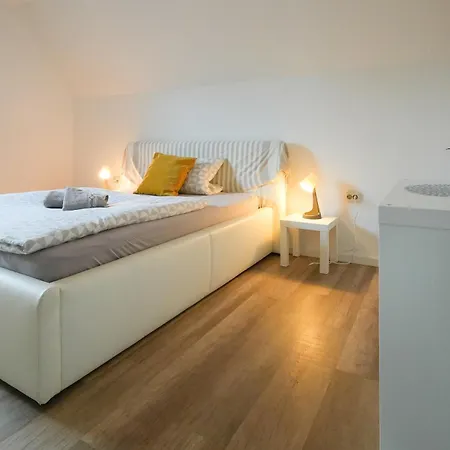 Am Glueck Holiday home Bad Zwischenahn